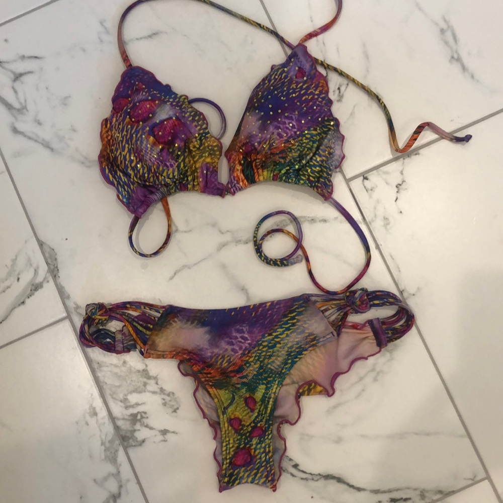 Luli fama bikini